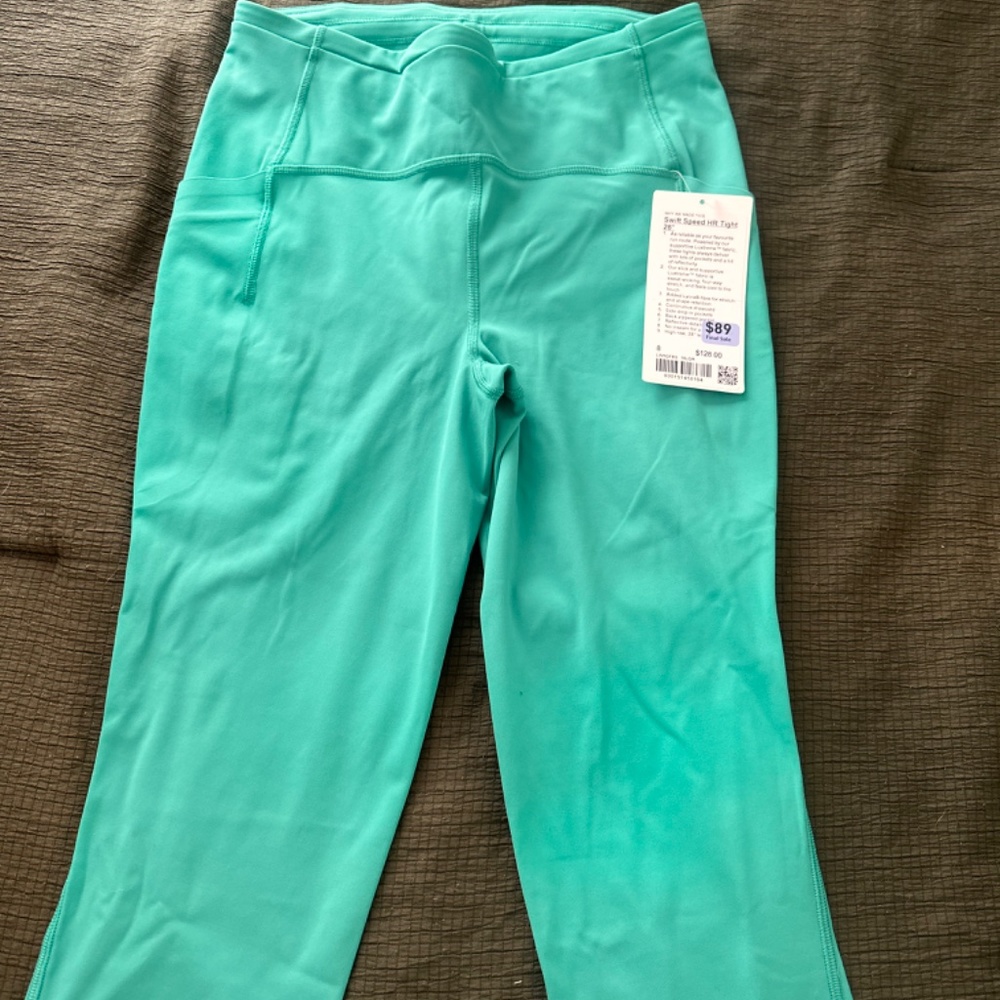 Lululemon - Picture 3 of 4